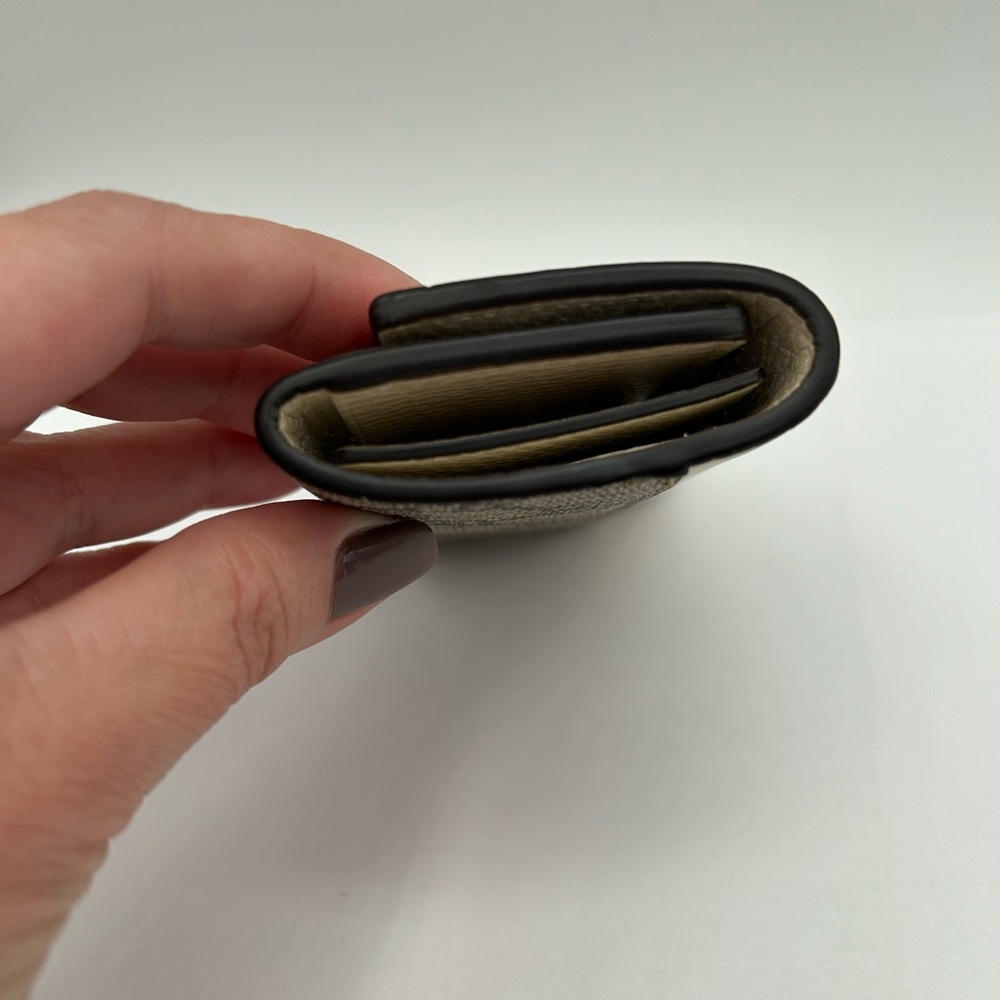 Authentic Gucci Marmont Key Case/ Key Holder - image 3